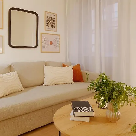 Emilio Tuya 60 Apartmán